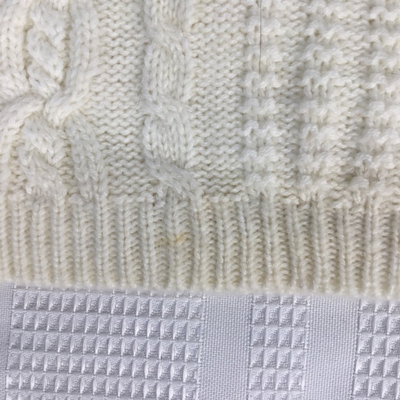 NWT Talbots Cable Knit Ivory Scarf with Faux Fur.‎ - Picture 9 of 10